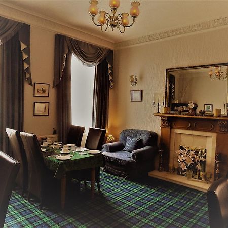 Crawfords Guest House Питерхед Экстерьер фото