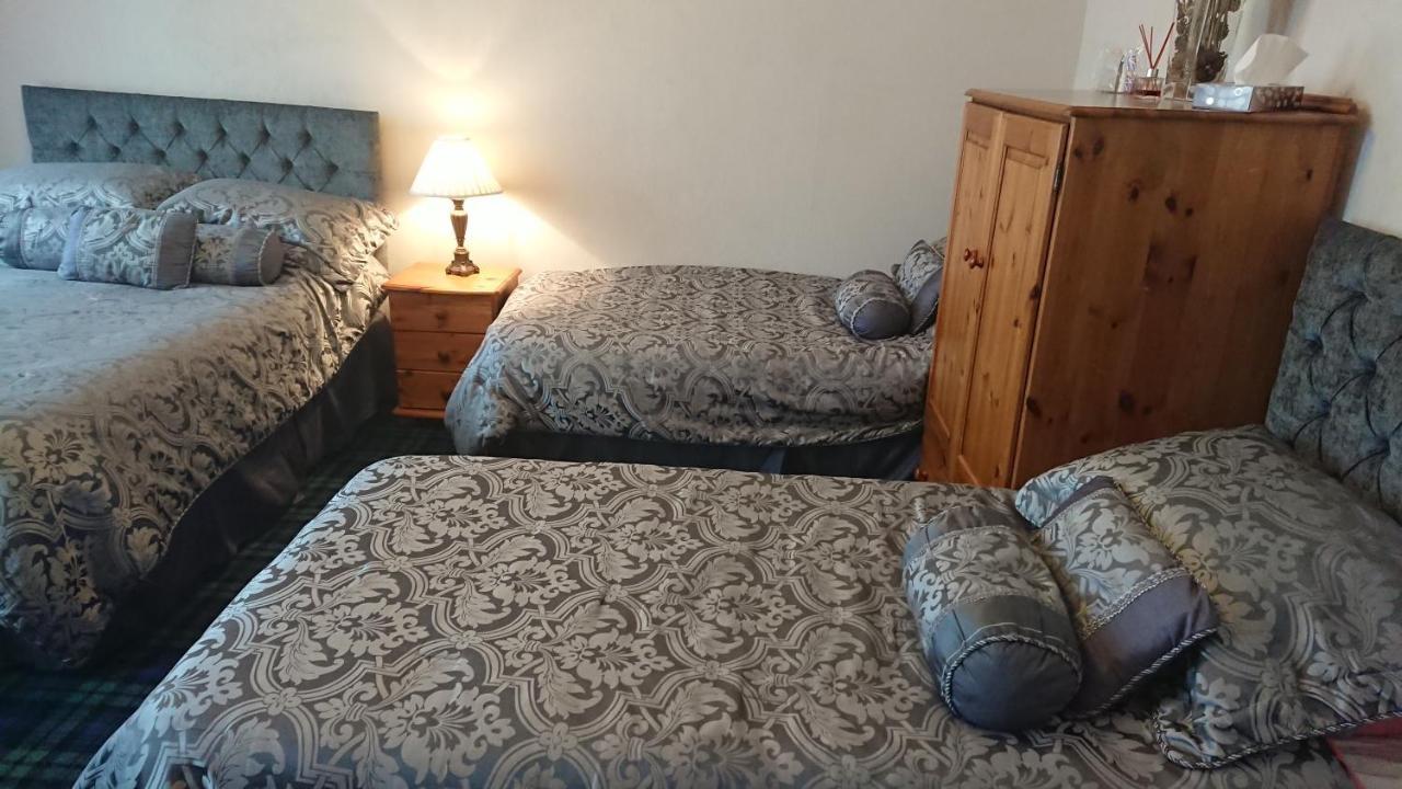 Crawfords Guest House Питерхед Экстерьер фото
